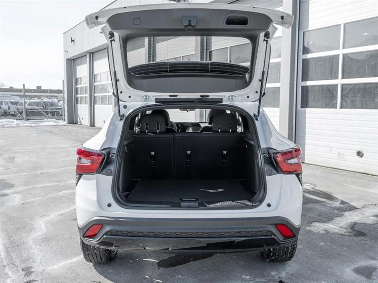 2026 Chevrolet Trax 1RS 4dr Front-Wheel Drive Photo