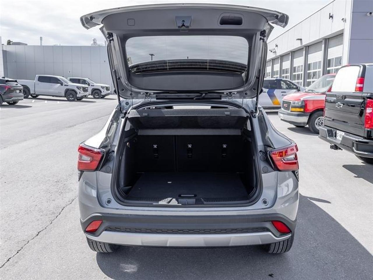 2026 Chevrolet Trax LT 4dr Front-Wheel Drive Photo