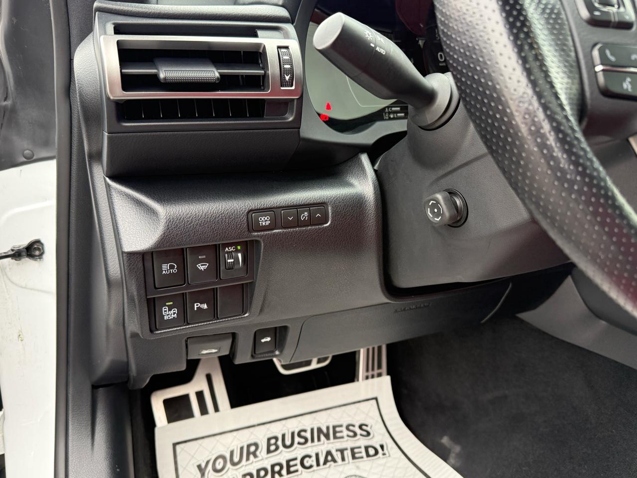 2022 Lexus RC RC 350 AWD F-SPORT 3 ACCIDENT FREE 1-OWNER RED INT Photo