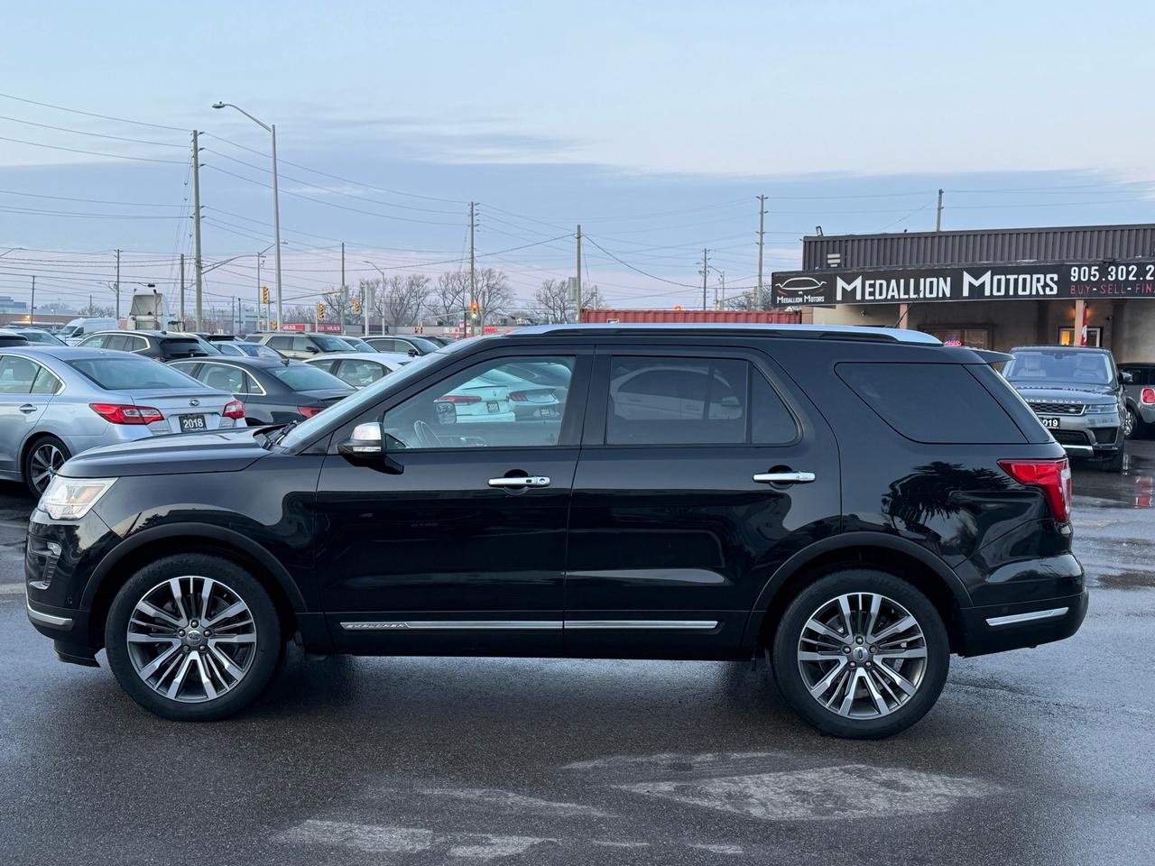2019 Ford Explorer Platinum 4WD  ACCIDENT FREE 1-OWNER CERTIFIED Photo