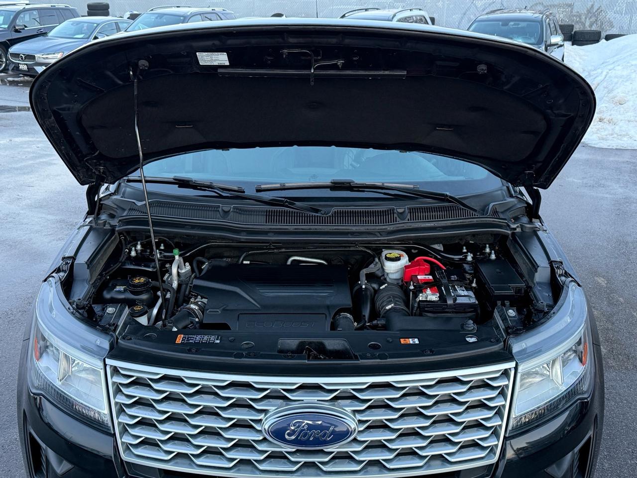 2019 Ford Explorer Platinum 4WD  ACCIDENT FREE 1-OWNER CERTIFIED Photo