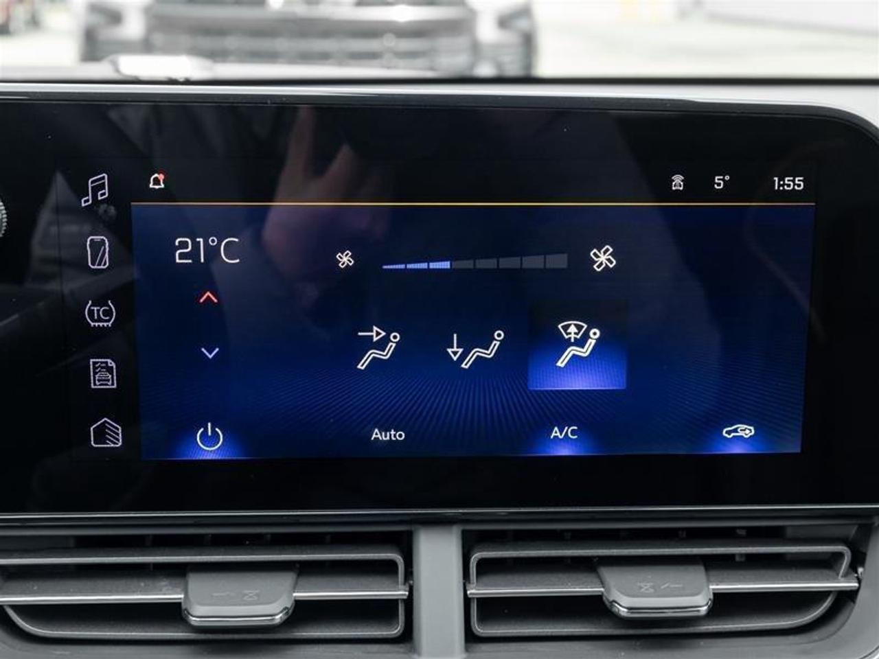 2026 Chevrolet Trax ACTIV 4dr Front-Wheel Drive Photo