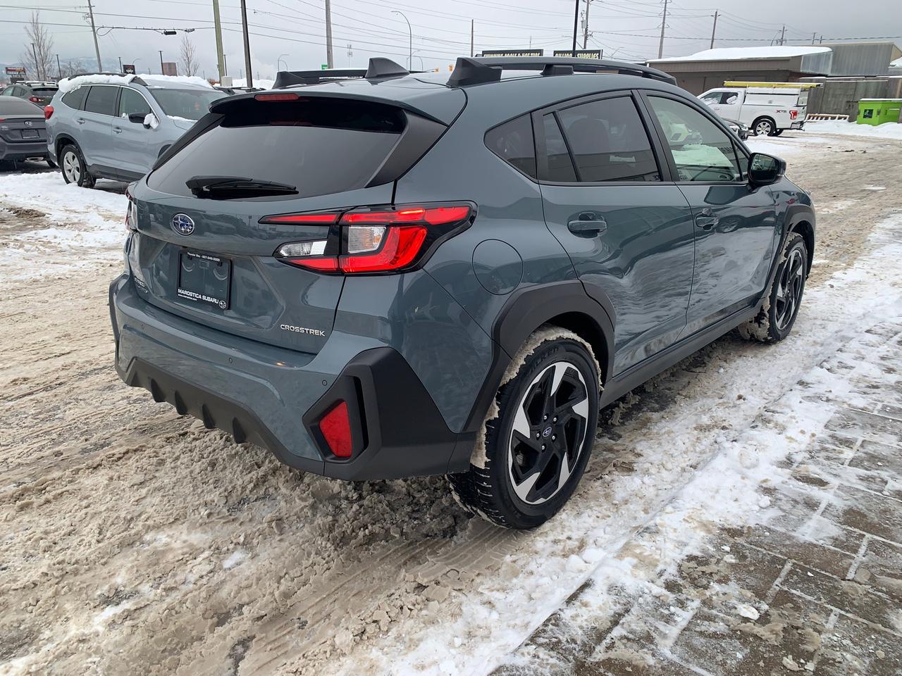 2024 Subaru Crosstrek Limited 4dr All-Wheel Drive Photo4