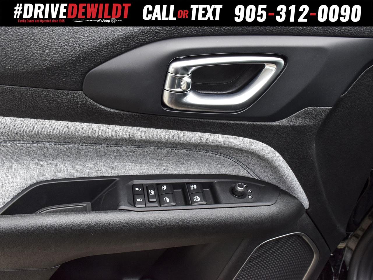 2026 Jeep Compass NORTH   DEALER DEMO   NEW CAR RATES Photo