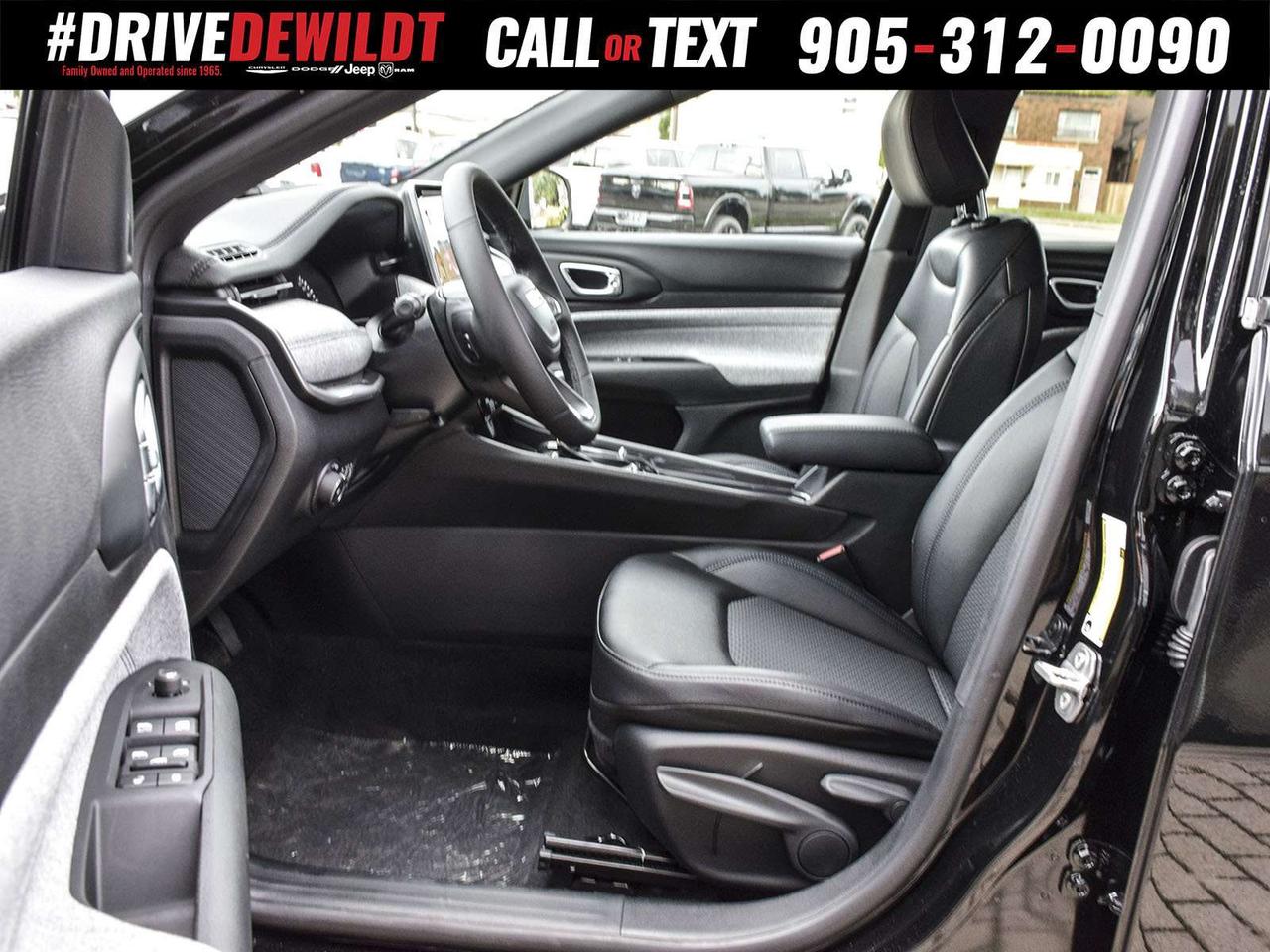 2026 Jeep Compass NORTH   DEALER DEMO   NEW CAR RATES Photo