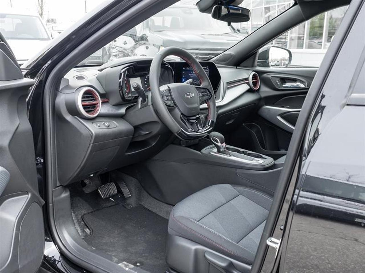 2026 Chevrolet Trax 1RS 4dr Front-Wheel Drive Photo