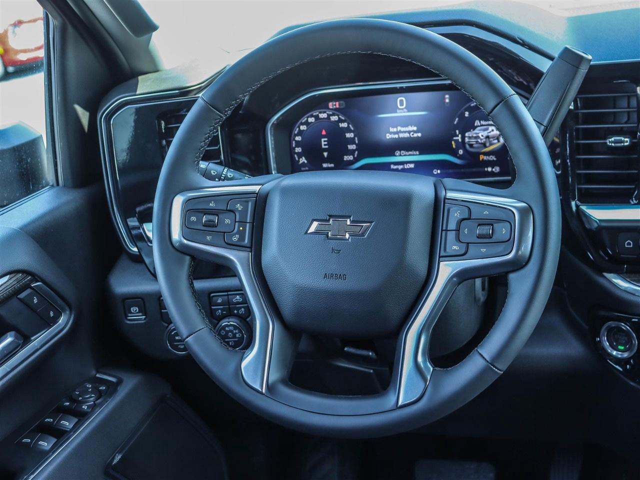 2026 Chevrolet SILVERADO 2500HD 4WD Crew Cab Standard Box LT Photo