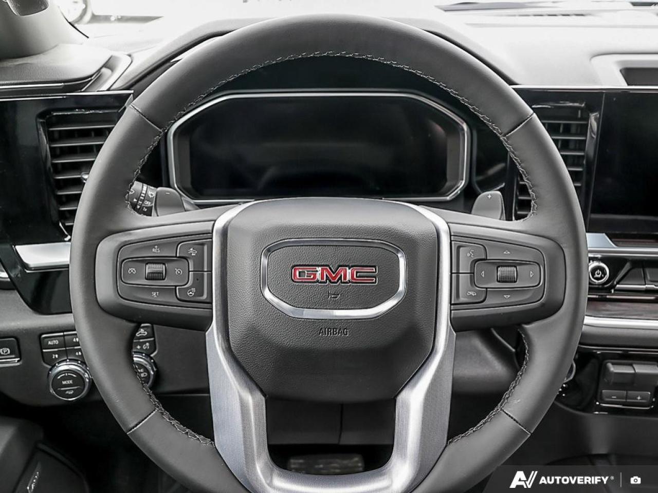 2026 GMC Sierra 1500 Crew Cab Short Box 4-Wheel Drive SLT Photo