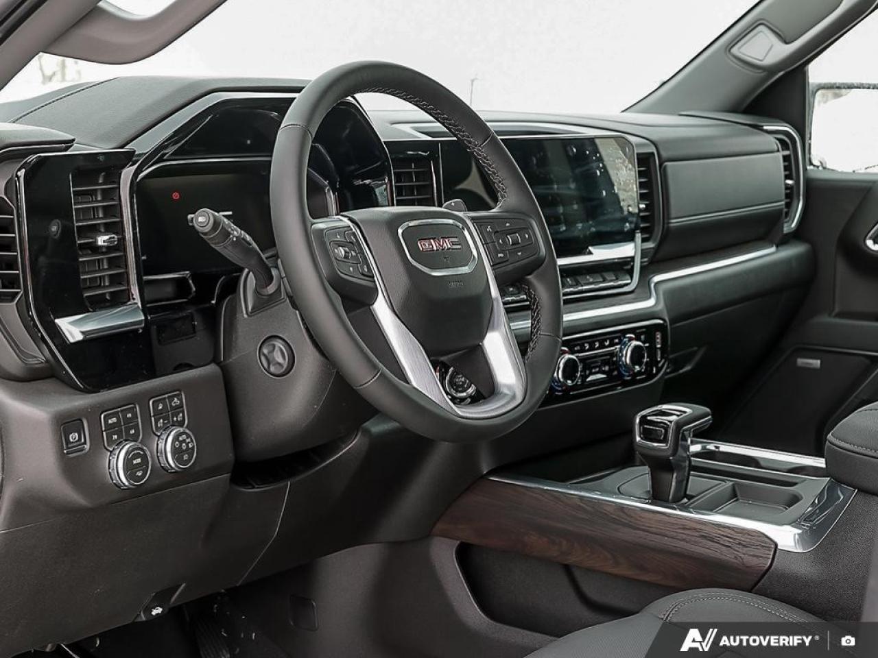 2026 GMC Sierra 1500 Crew Cab Short Box 4-Wheel Drive SLT Photo