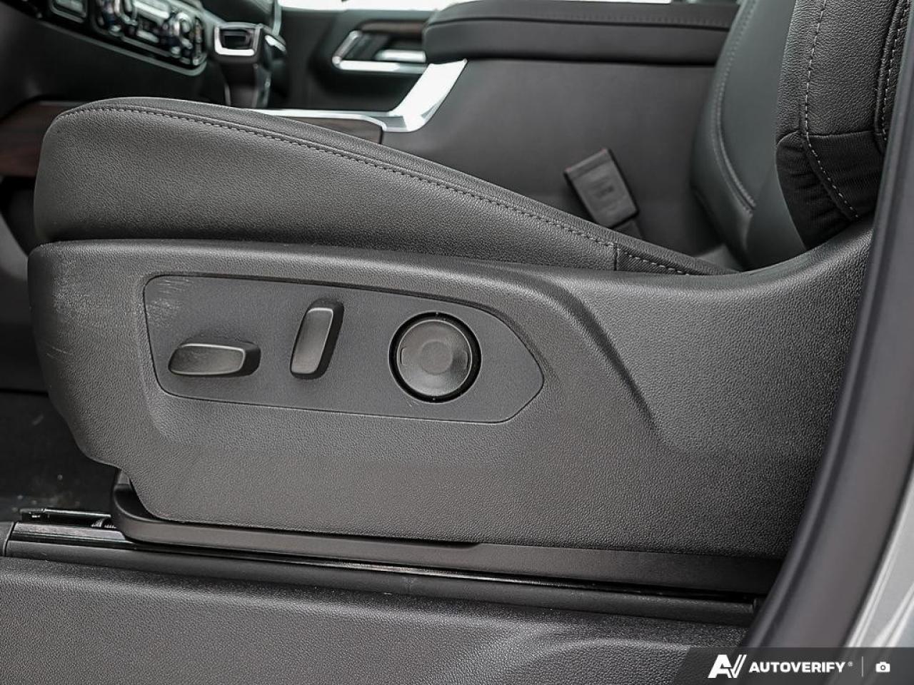 2026 GMC Sierra 1500 Crew Cab Short Box 4-Wheel Drive SLT Photo