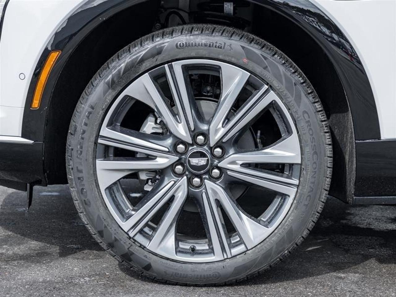 2026 Cadillac OPTIQ Premium Luxury 4dr Photo