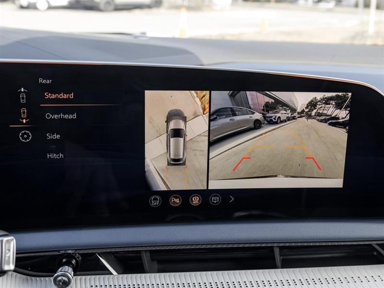 2026 Cadillac OPTIQ Premium Luxury 4dr Photo