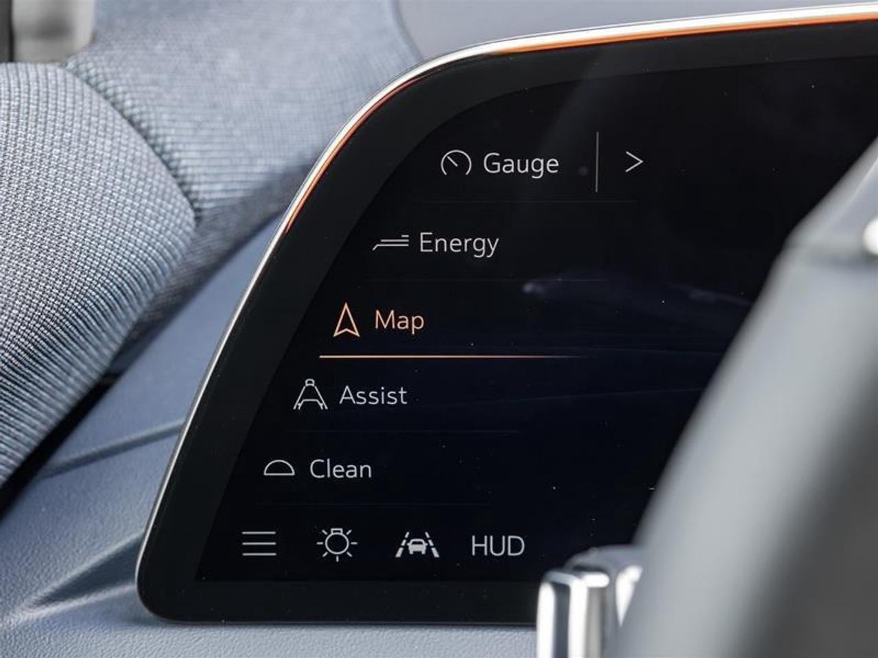 2026 Cadillac OPTIQ Premium Luxury 4dr Photo