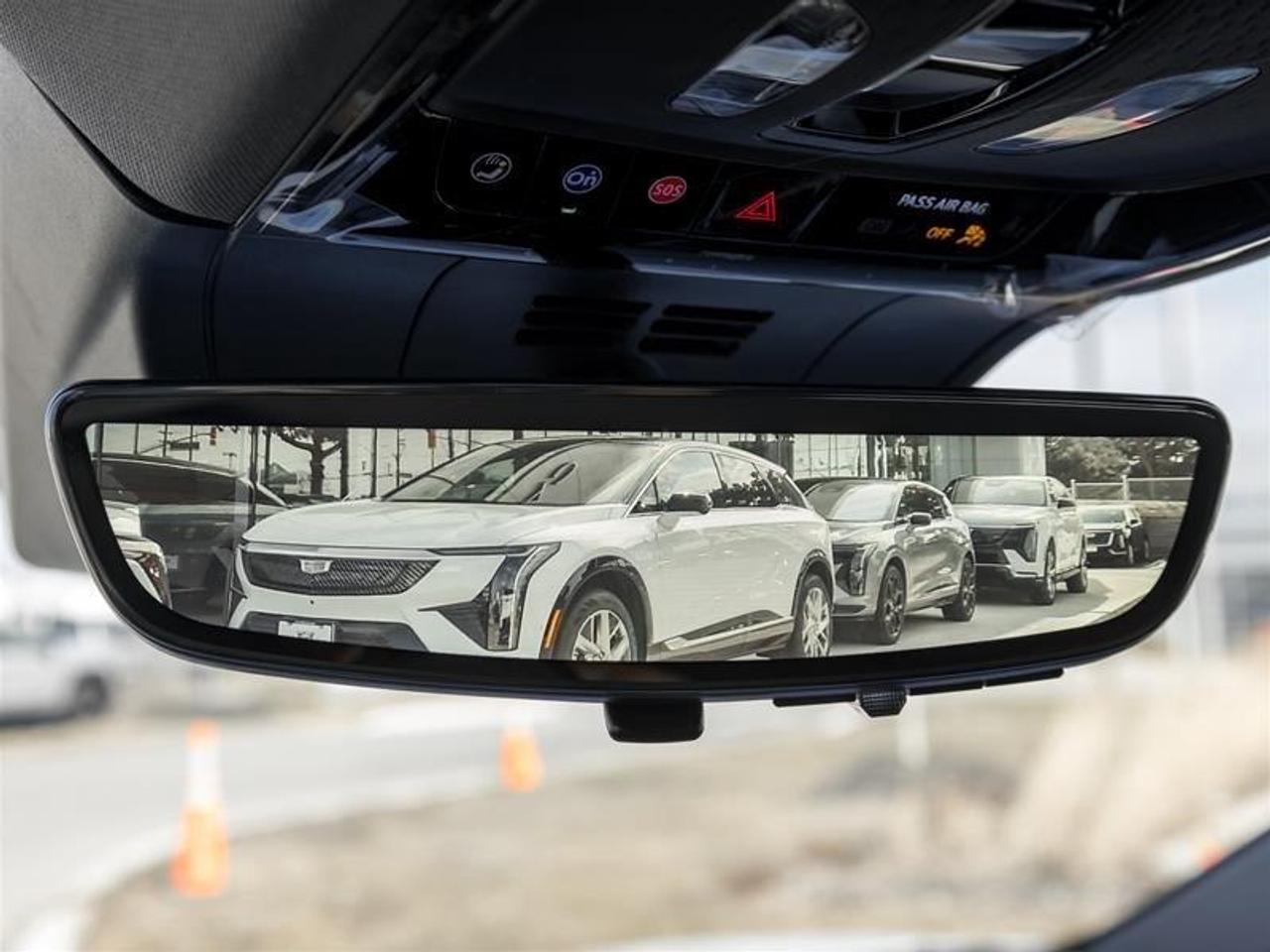 2026 Cadillac OPTIQ Premium Luxury 4dr Photo