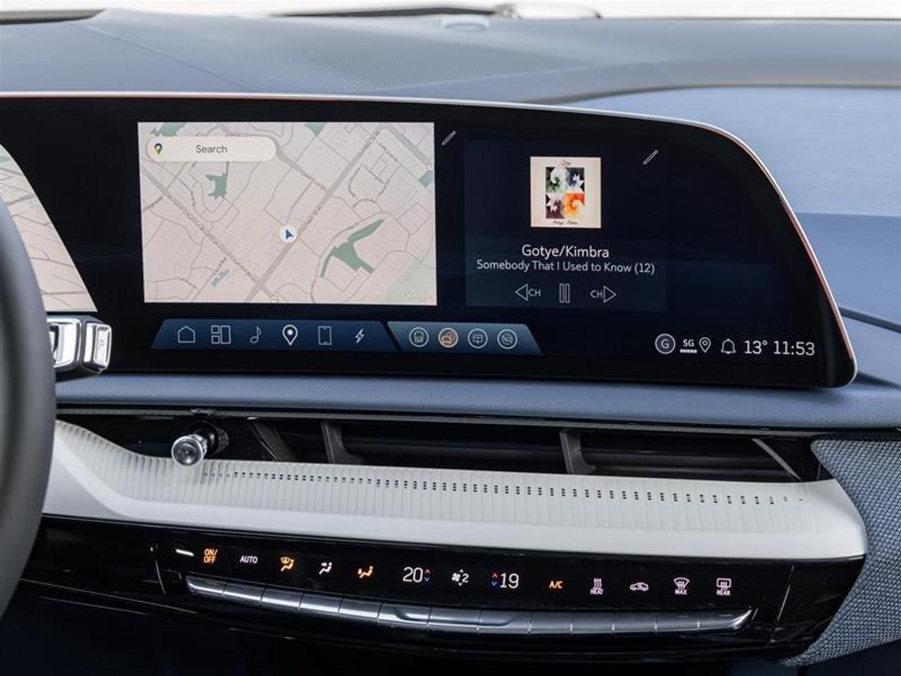2026 Cadillac OPTIQ Premium Luxury 4dr Photo