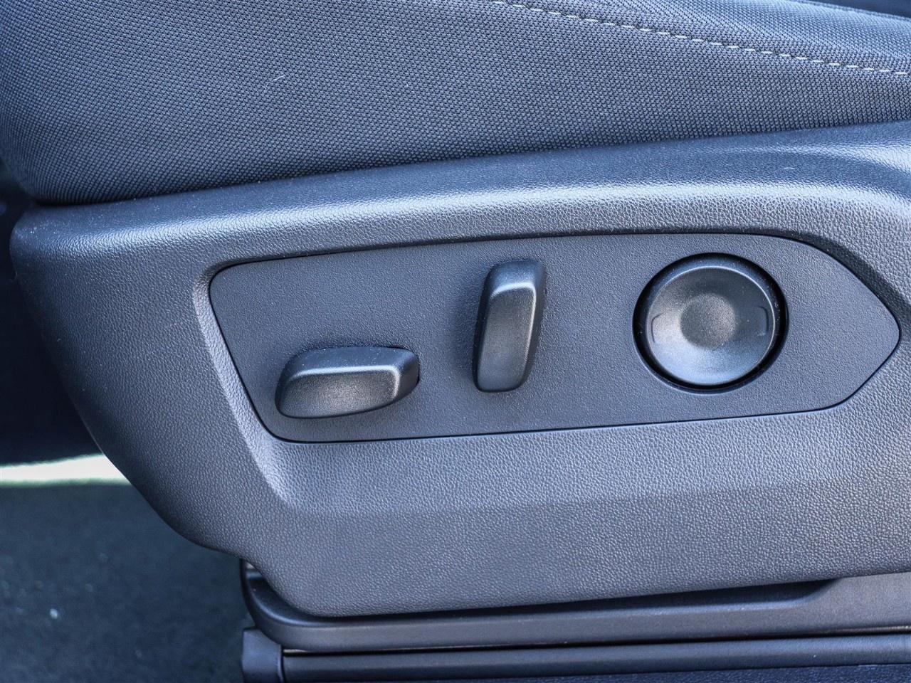 2026 Chevrolet SILVERADO 2500HD 4WD Crew Cab Standard Box Custom Photo