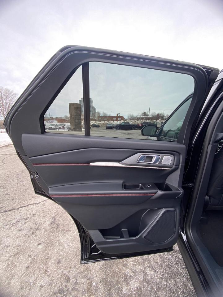 2026 Ford Explorer ST 4dr 4x4 Photo