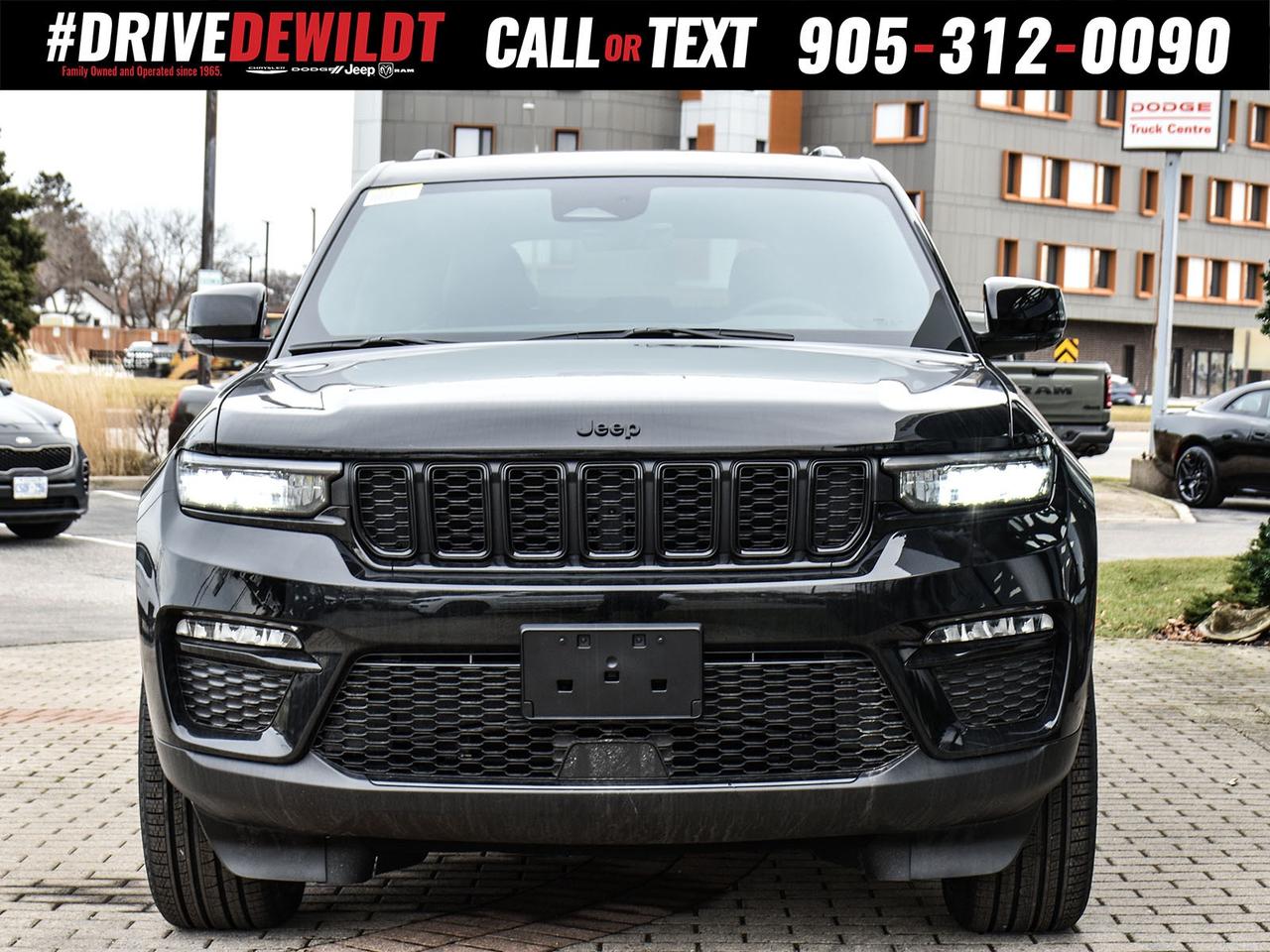 2025 Jeep Grand Cherokee LIMITED   BLACK APPEARANCE   NEW CAR RATES Photo
