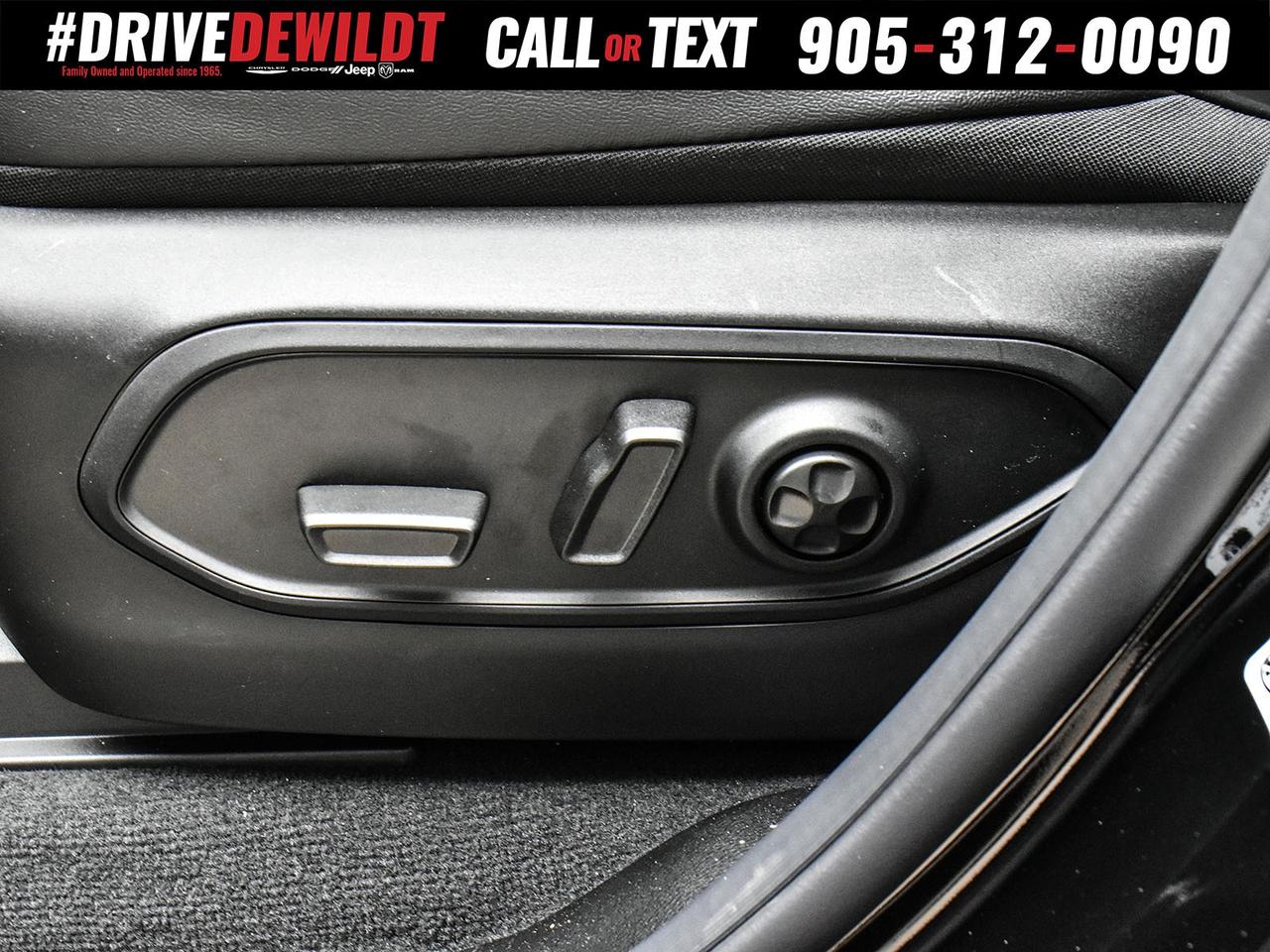 2025 Jeep Grand Cherokee LIMITED   BLACK APPEARANCE   NEW CAR RATES Photo