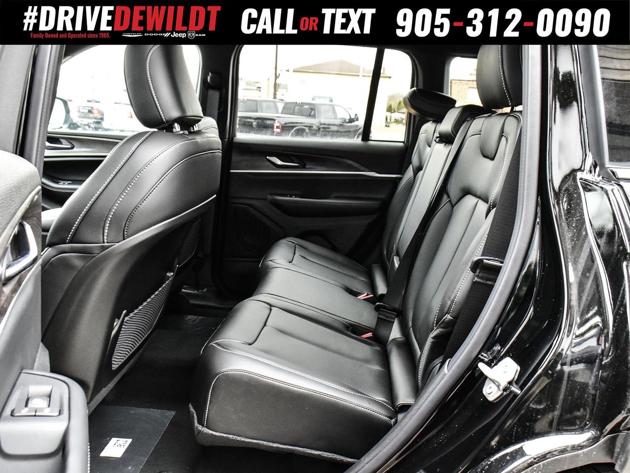 2025 Jeep Grand Cherokee LIMITED   BLACK APPEARANCE   NEW CAR RATES Photo