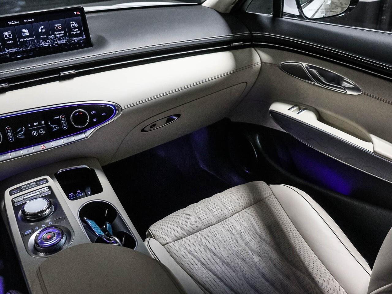 2024 Genesis GV70 2.5T Prestige AWD Photo