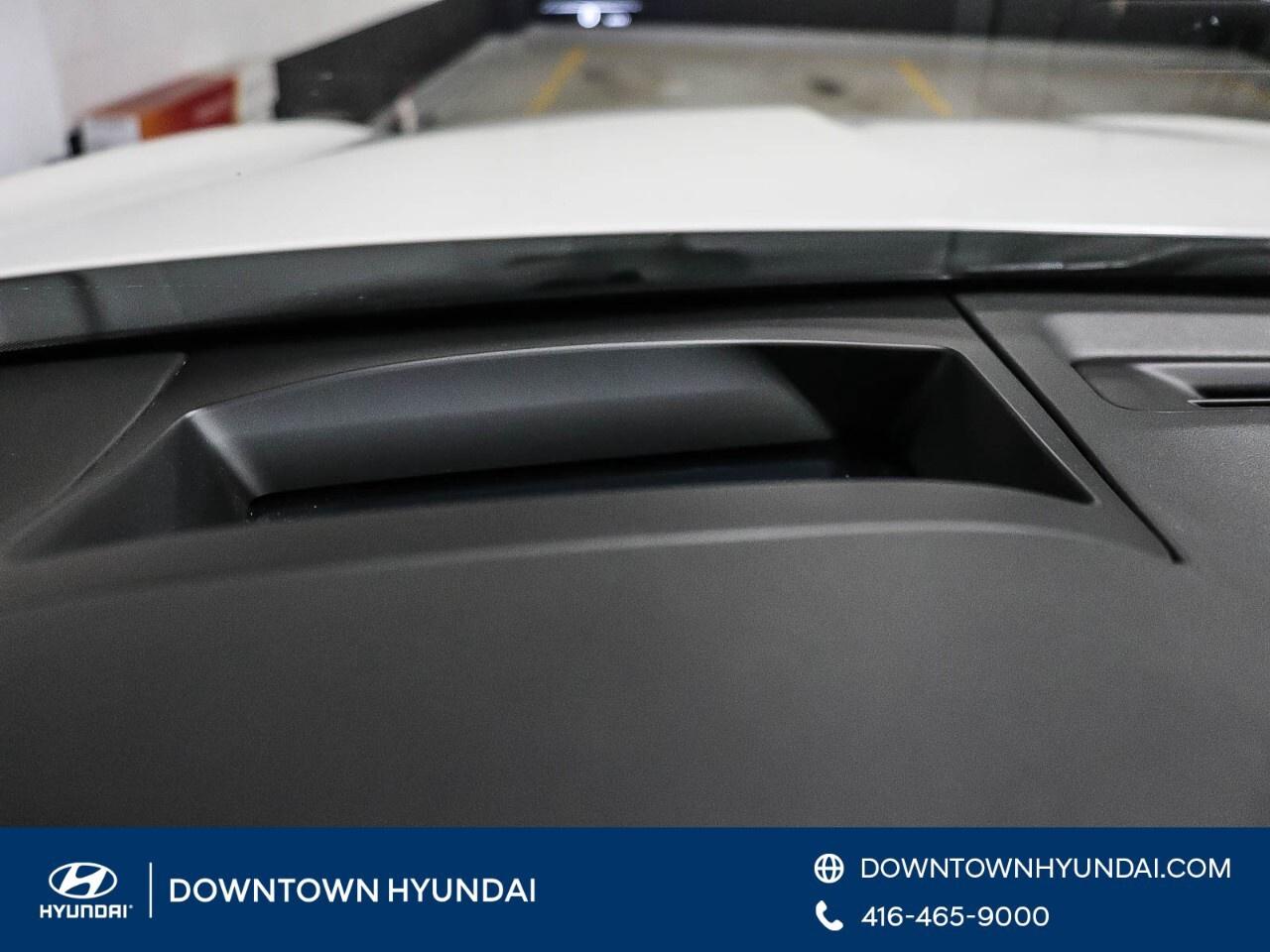 2024 Genesis GV70 2.5T Prestige AWD Photo