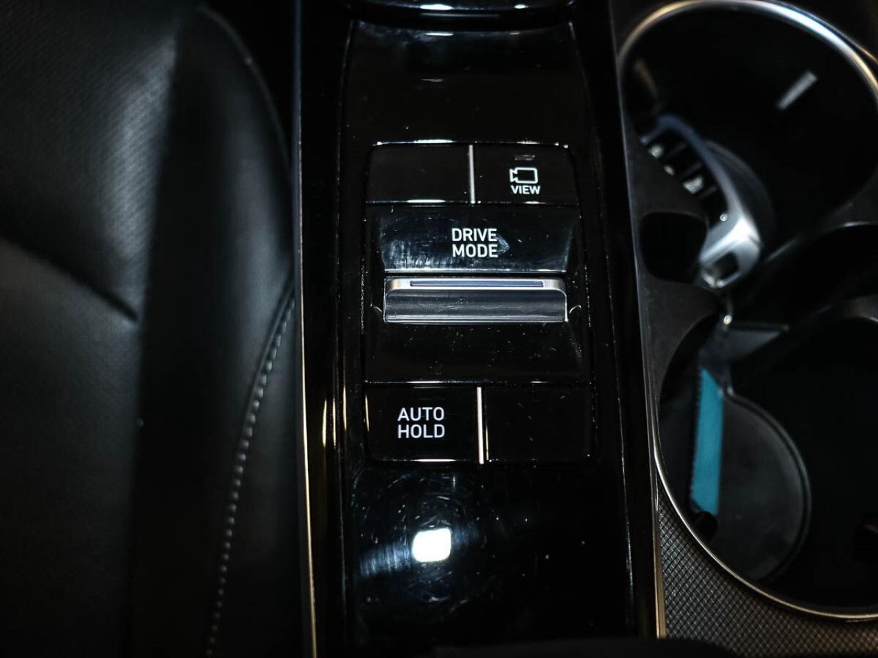 2020 Hyundai Sonata 1.6T LUXURY Photo