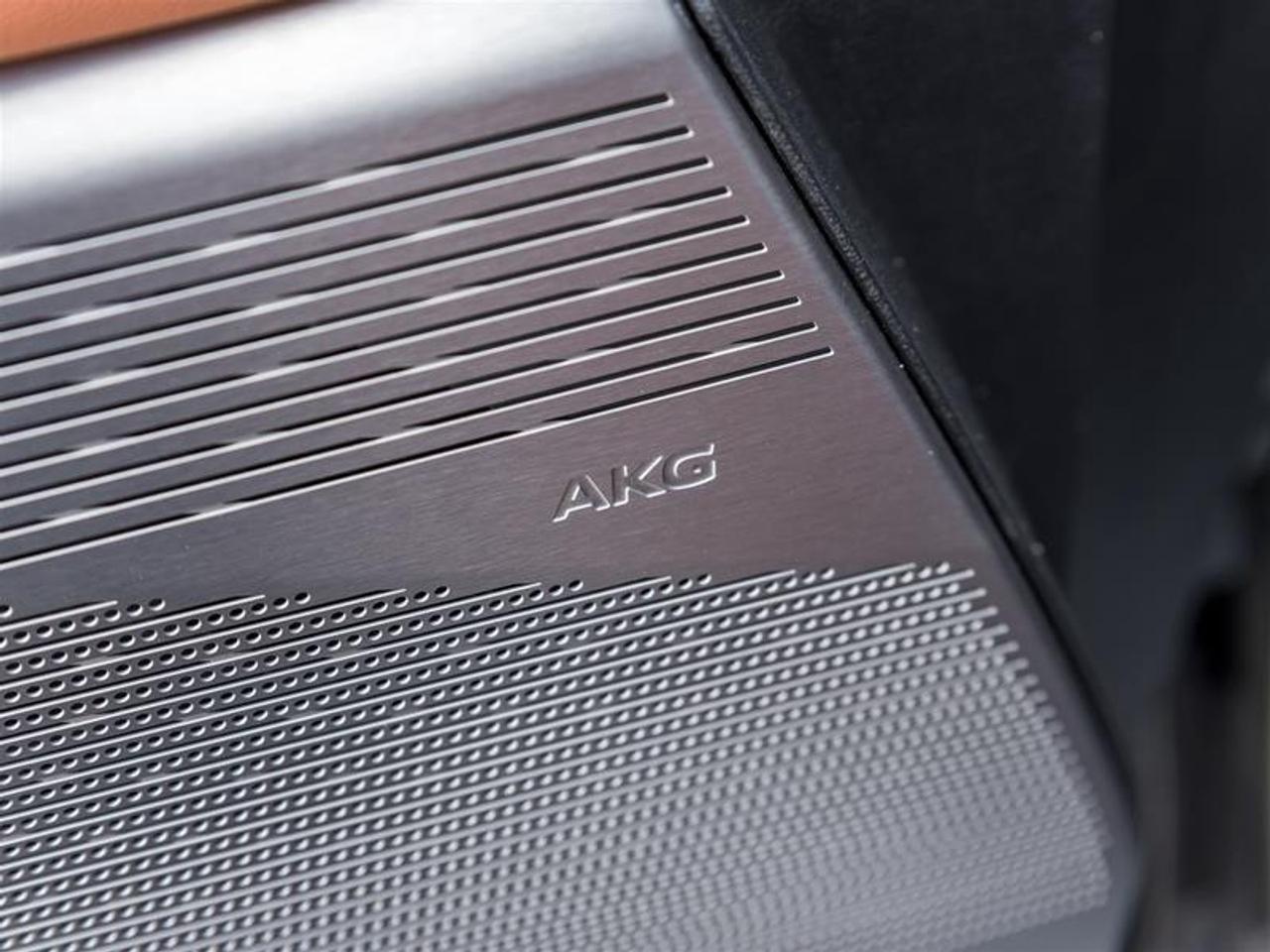 2026 Cadillac OPTIQ Premium Sport 4dr Photo