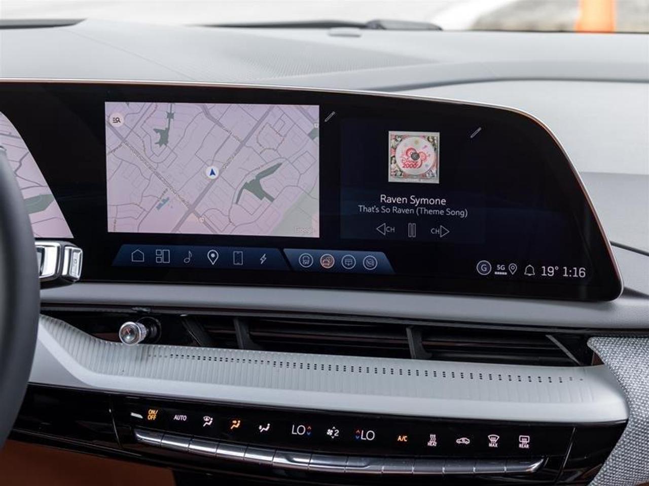 2026 Cadillac OPTIQ Premium Sport 4dr Photo