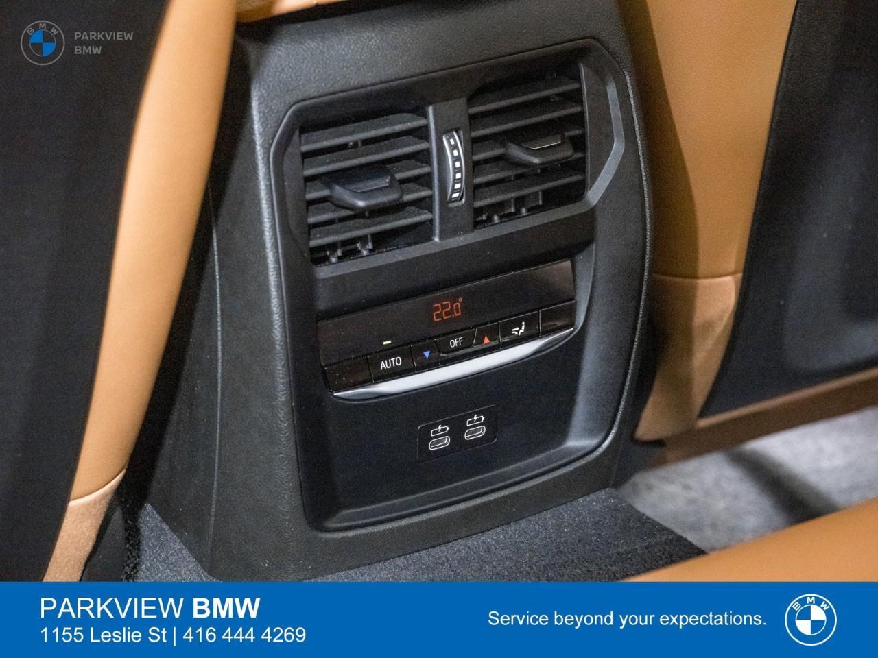 2024 BMW 330 i xDrive 4dr All-Wheel Drive Sedan Photo