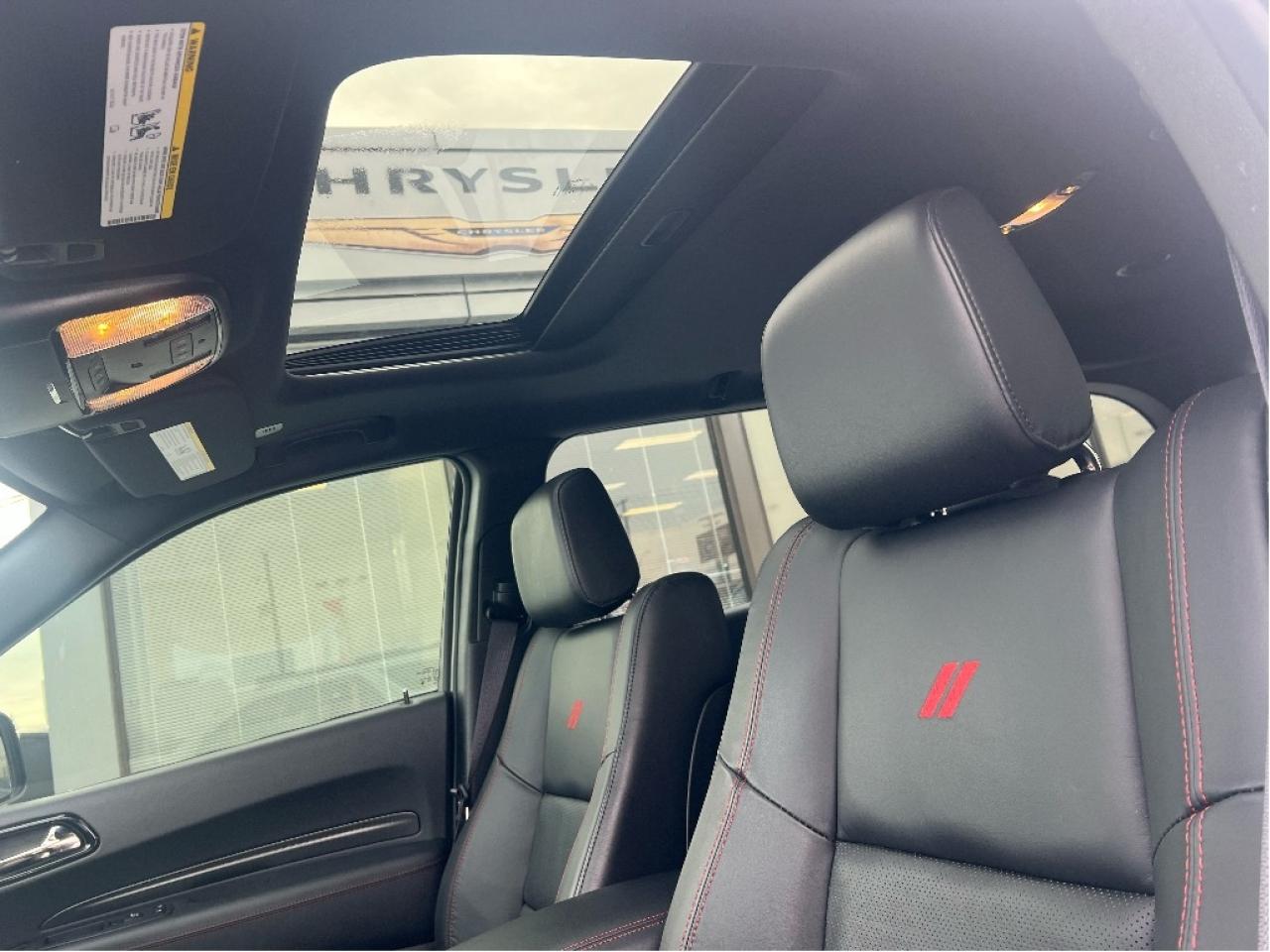 2025 Dodge Durango R-T AWD 5.7L V8 *SUN *NAVI *LTHR *SNOW TIRES Photo