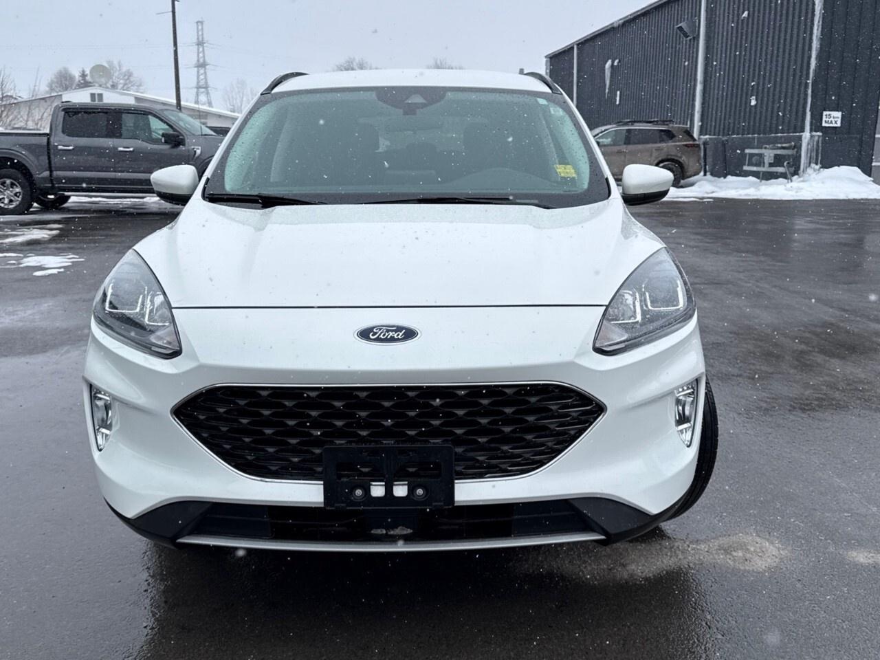 2021 Ford Escape SEL   AWD   COPILOT 360   NAV Photo