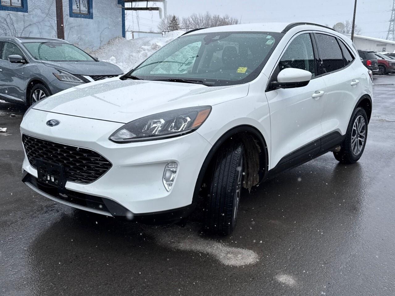 2021 Ford Escape SEL   AWD   COPILOT 360   NAV Photo