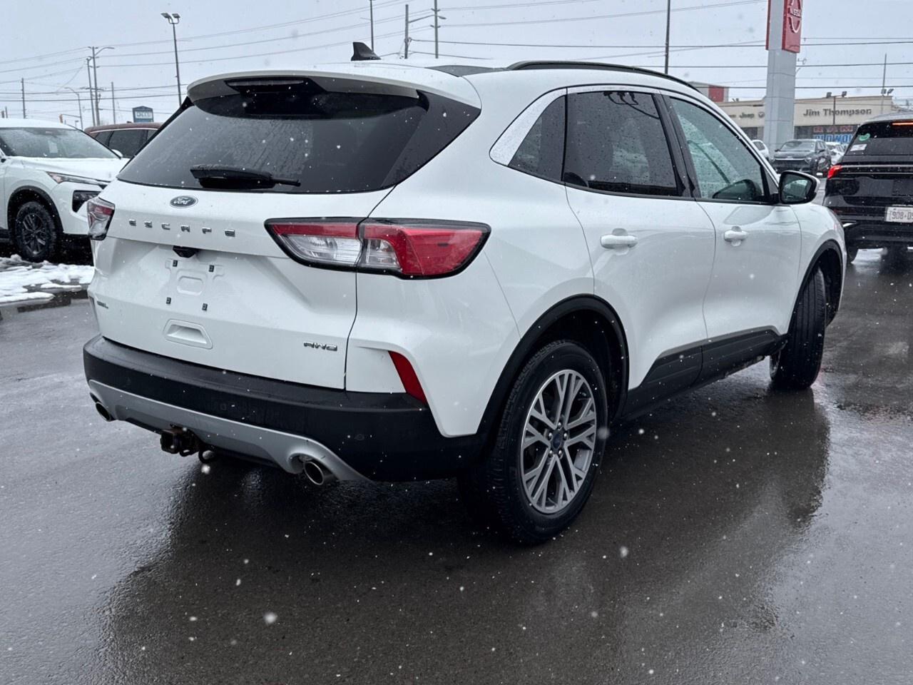 2021 Ford Escape SEL   AWD   COPILOT 360   NAV Photo4