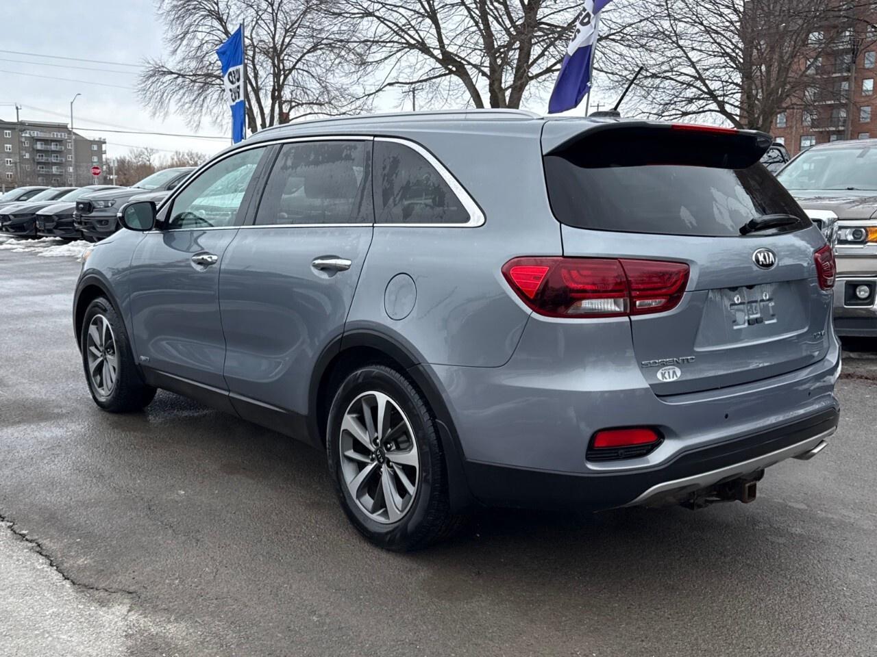 2020 Kia Sorento EX   AWD   HEATD  LEATHER SEATS Photo