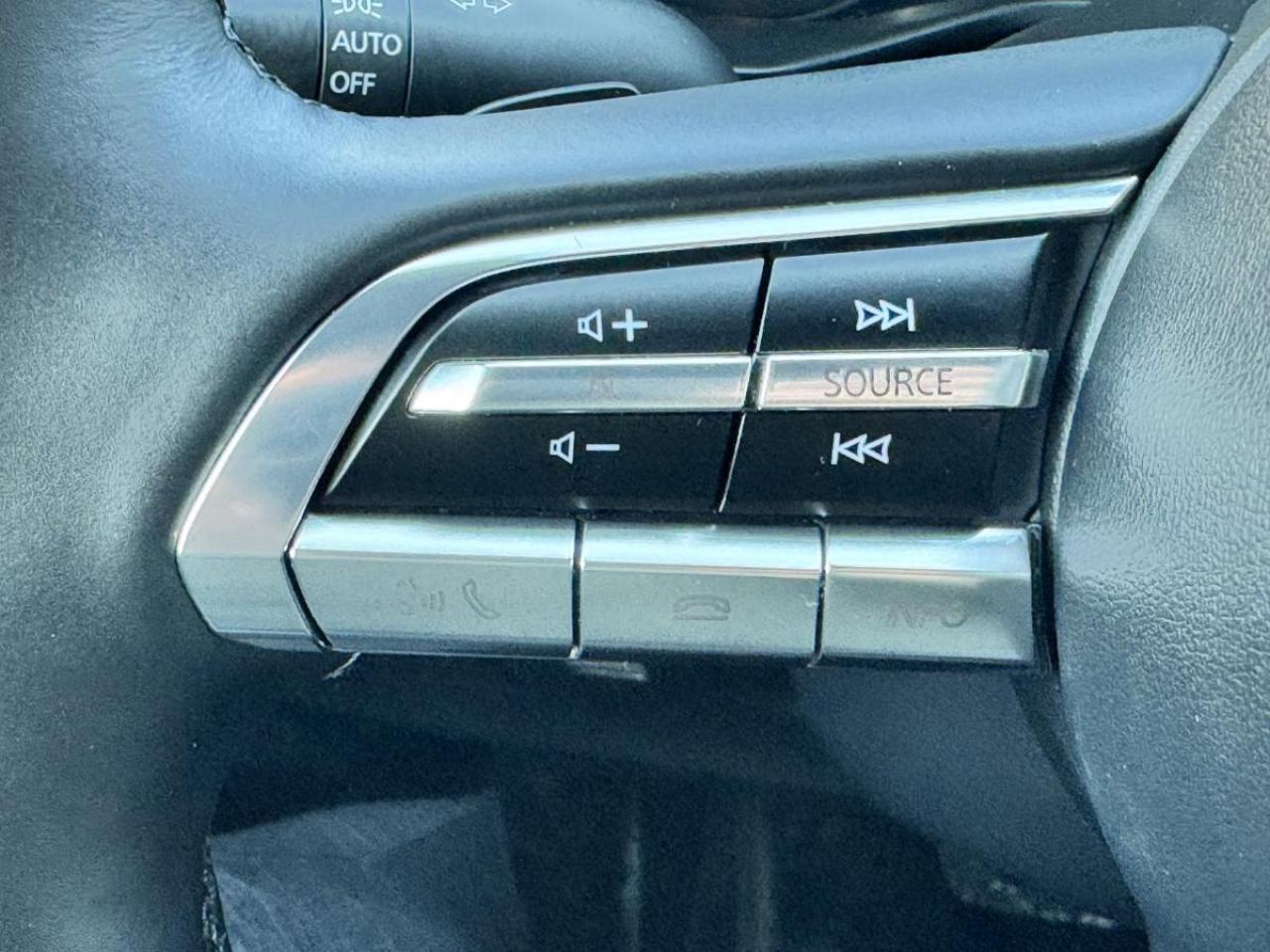 2023 Mazda MX-30 GT/ EXTENDED WARRANTY/ 3.95%RATE/ONLY 1K/ MUST SEE Photo