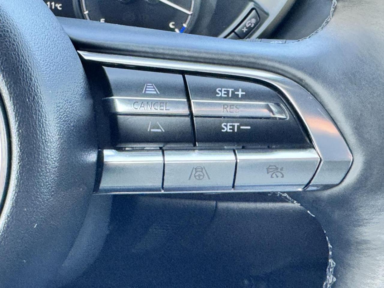 2023 Mazda MX-30 GT/ EXTENDED WARRANTY/ 3.95%RATE/ONLY 1K/ MUST SEE Photo