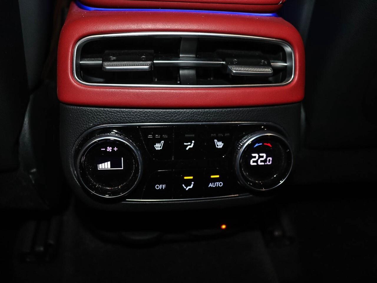 2022 Genesis GV70 2.5T Prestige AWD [V71SAA25KL63] Photo