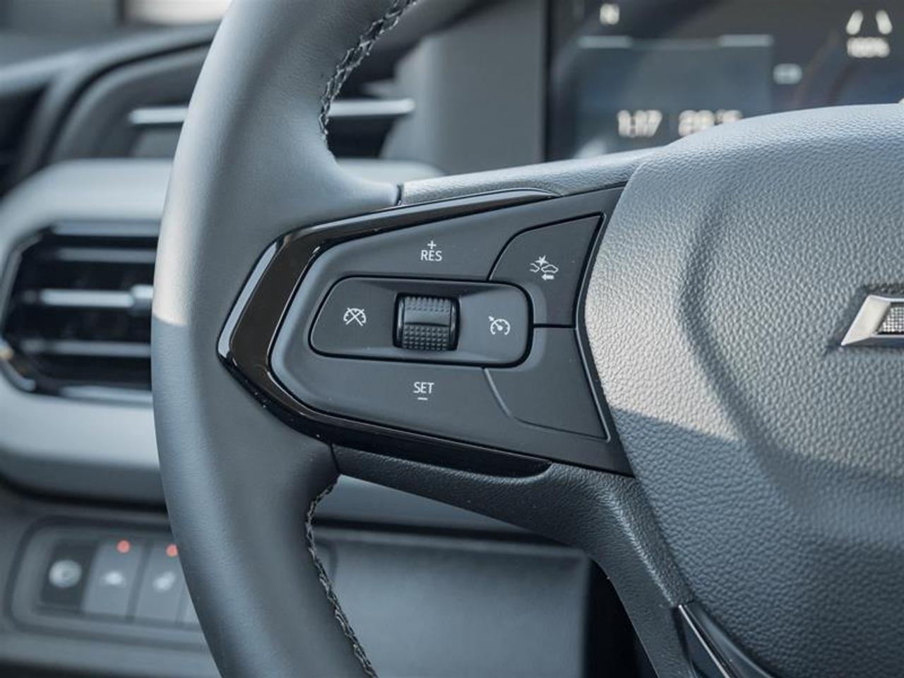 2027 Chevrolet Bolt RS 4dr Photo