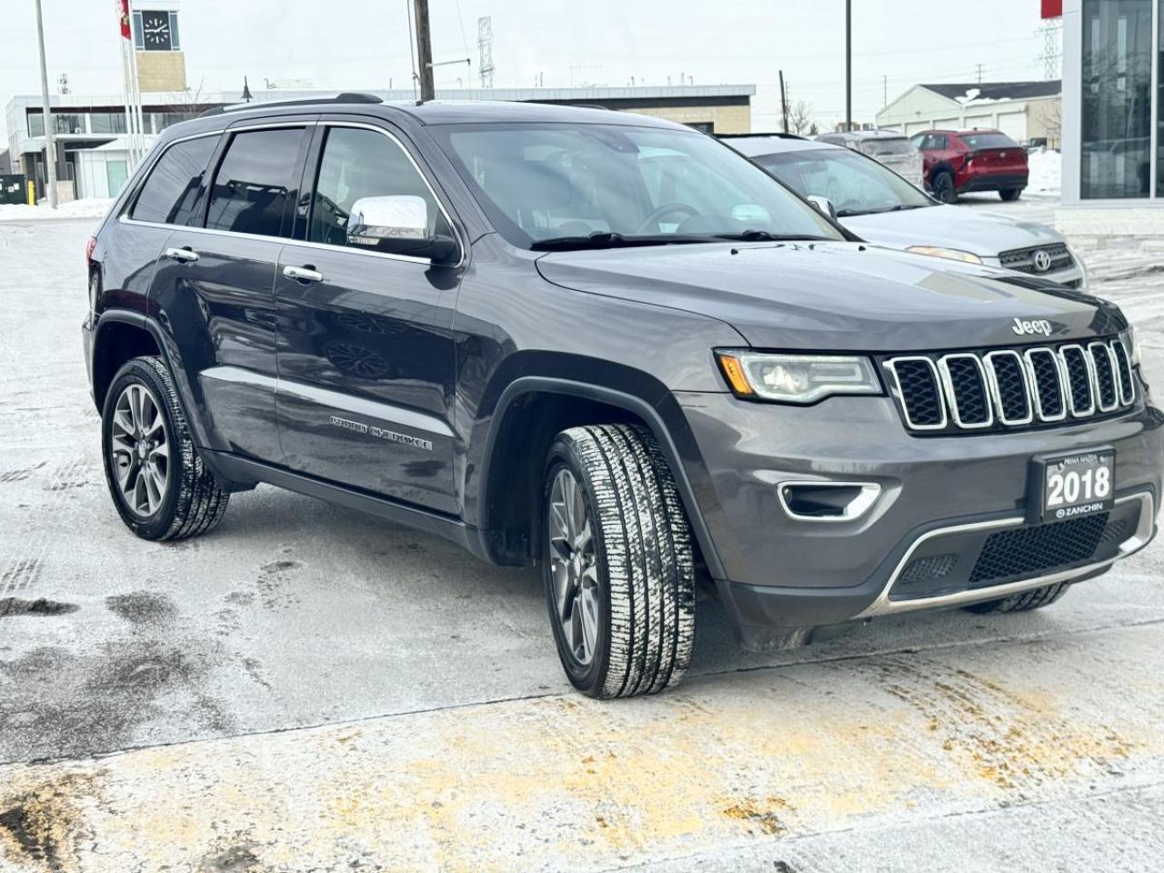 2018 Jeep Grand Cherokee LIMITED 4X4/ LEATHER/ PANOROOF/ CARFAX CLEAN Photo