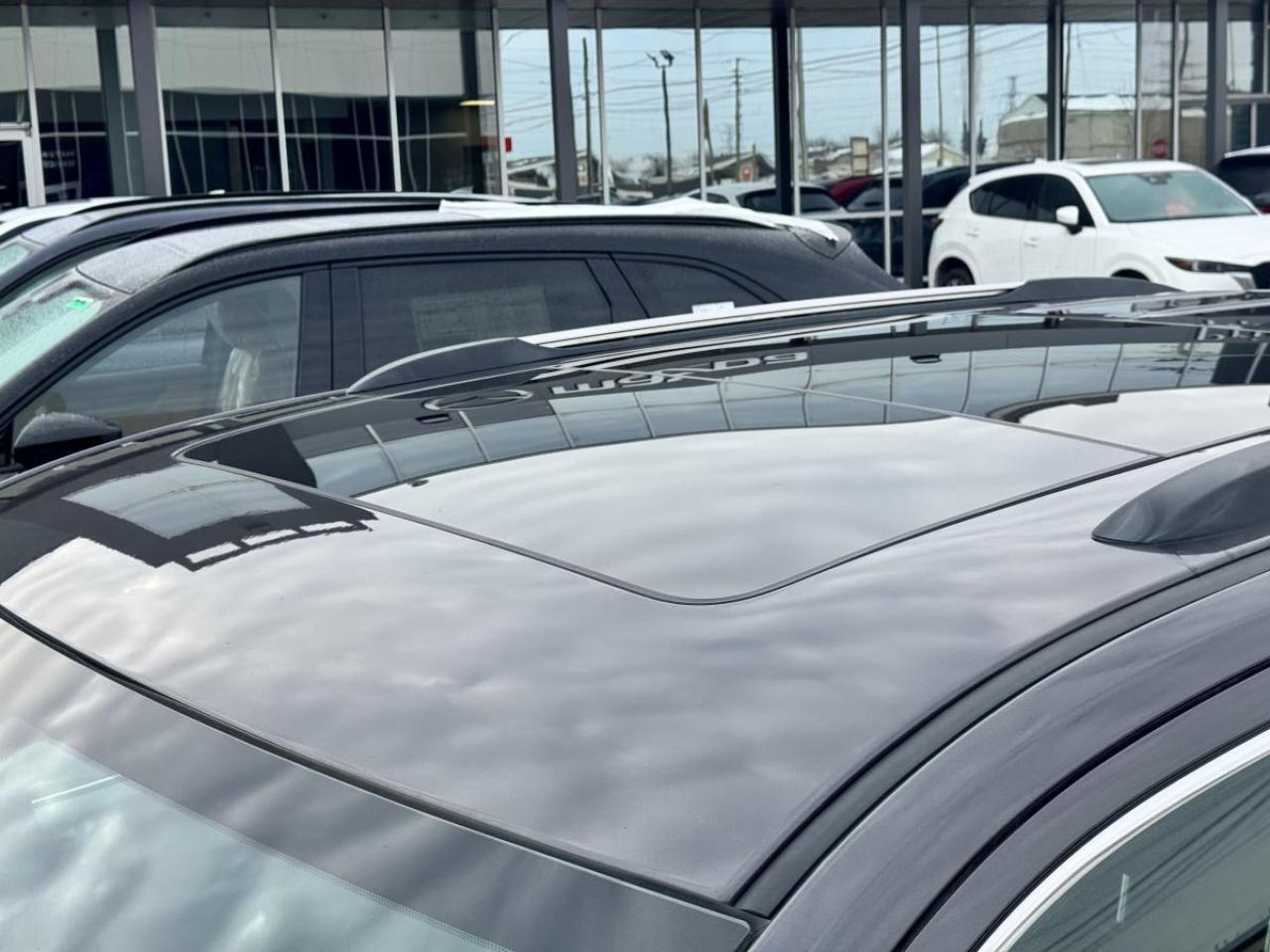 2018 Jeep Grand Cherokee LIMITED 4X4/ LEATHER/ PANOROOF/ CARFAX CLEAN Photo