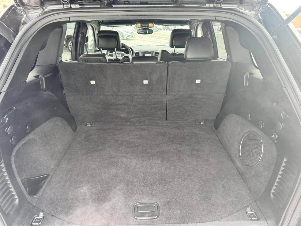 2018 Jeep Grand Cherokee LIMITED 4X4/ LEATHER/ PANOROOF/ CARFAX CLEAN Photo