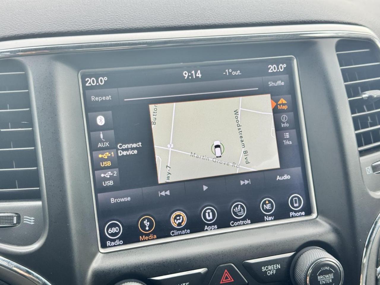 2018 Jeep Grand Cherokee LIMITED 4X4/ LEATHER/ PANOROOF/ CARFAX CLEAN Photo