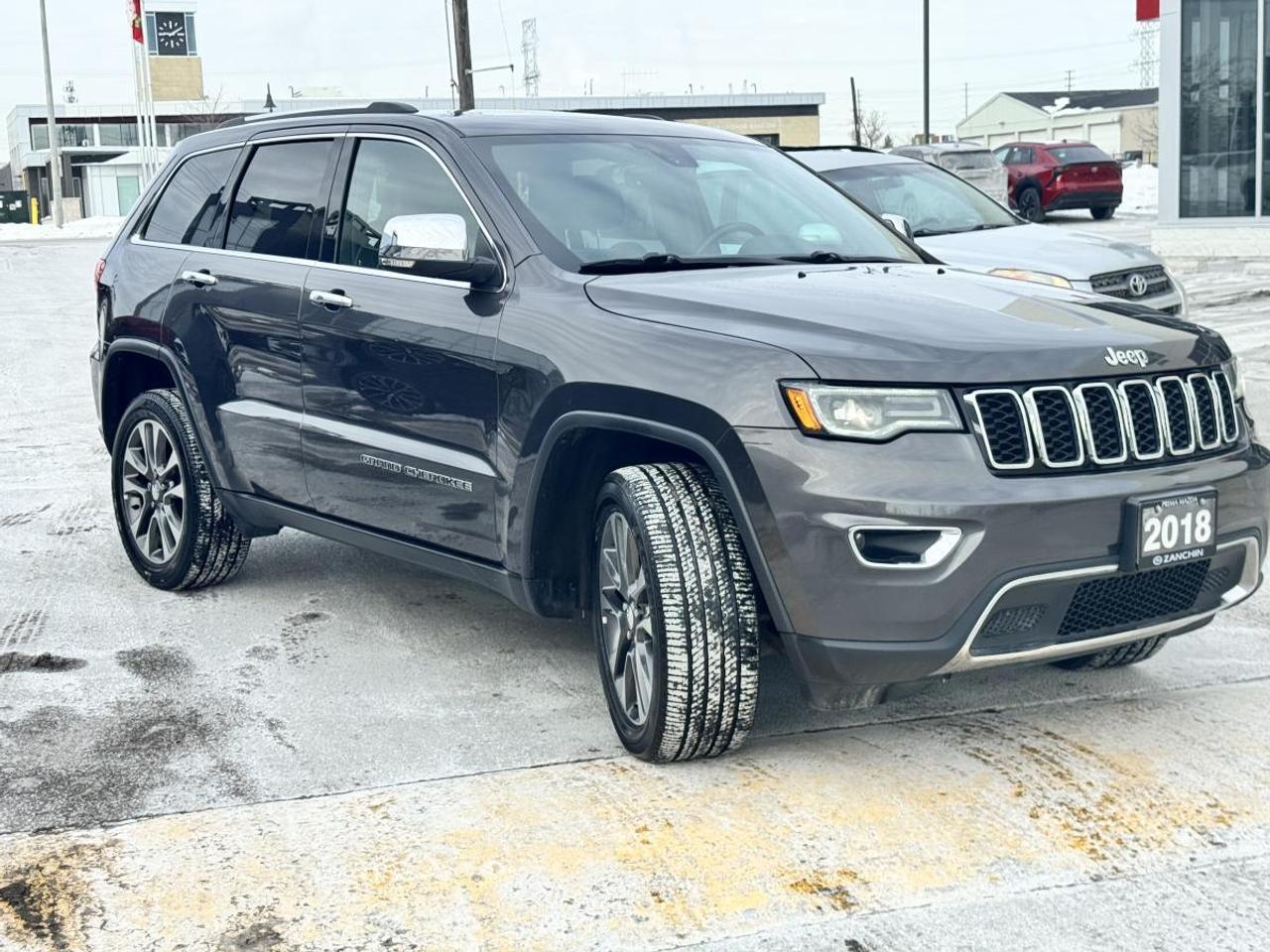2018 Jeep Grand Cherokee LIMITED 4X4/ LEATHER/ PANOROOF/ CARFAX CLEAN Photo