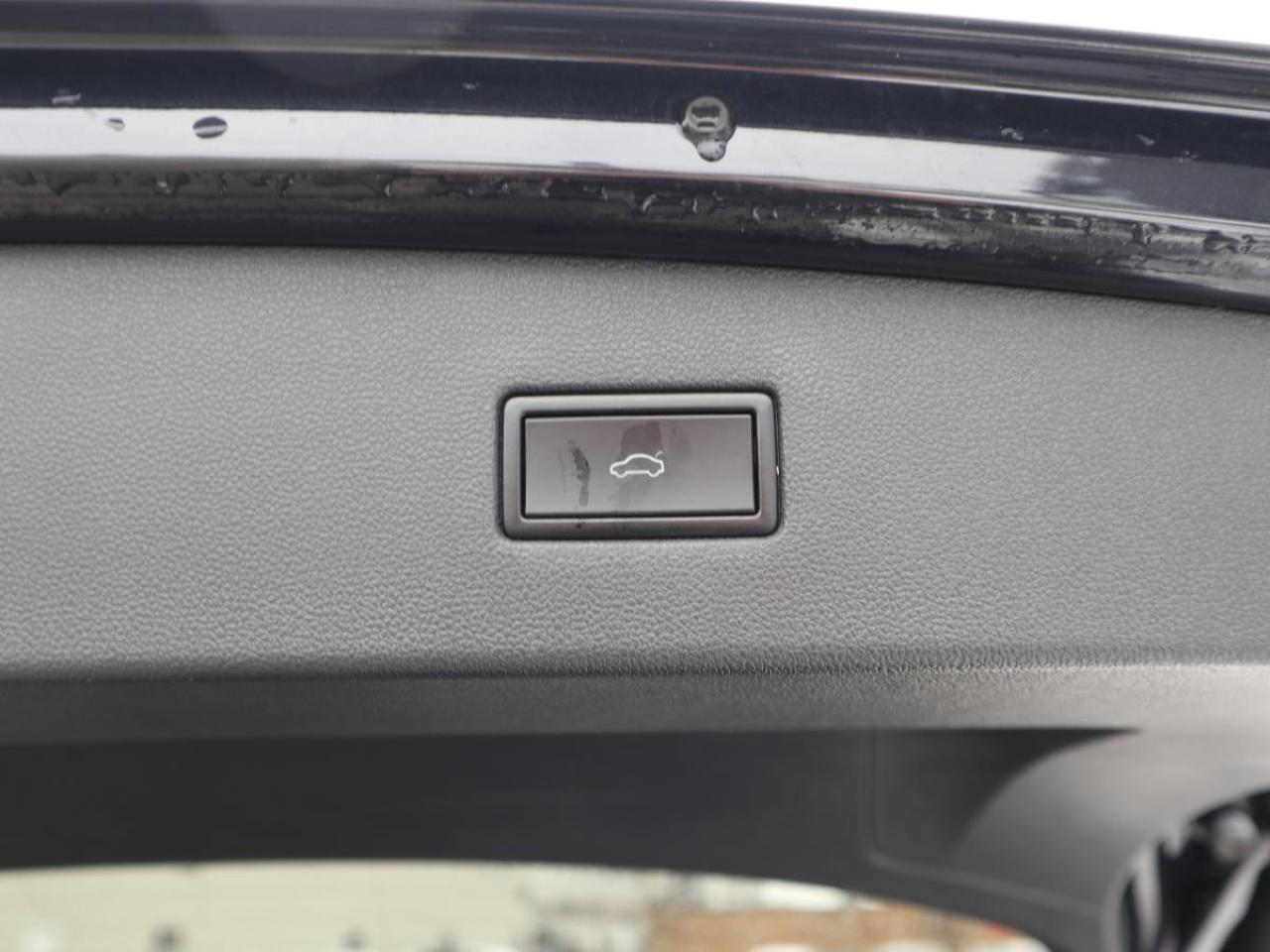 2019 Volkswagen Tiguan COMFORTLINE 4 MOTION/ LEATHER/ ALLOYS/ CERTIFIED Photo