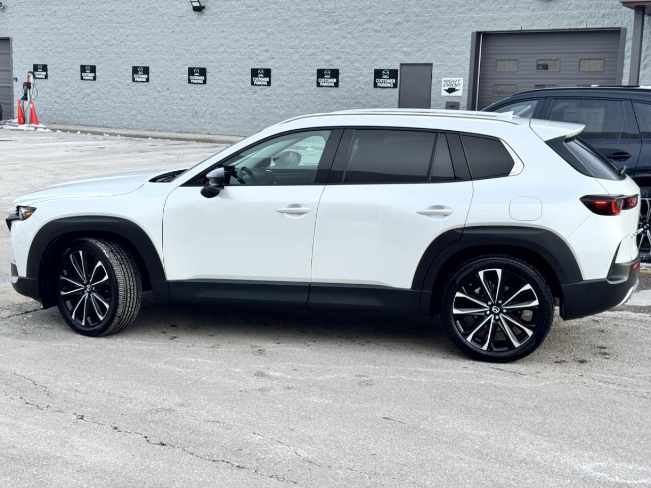 2024 Mazda CX-50 GT TURBO AWD/ ONLY 22K/ EXTENDED WARRANTY/MUST SEE Photo