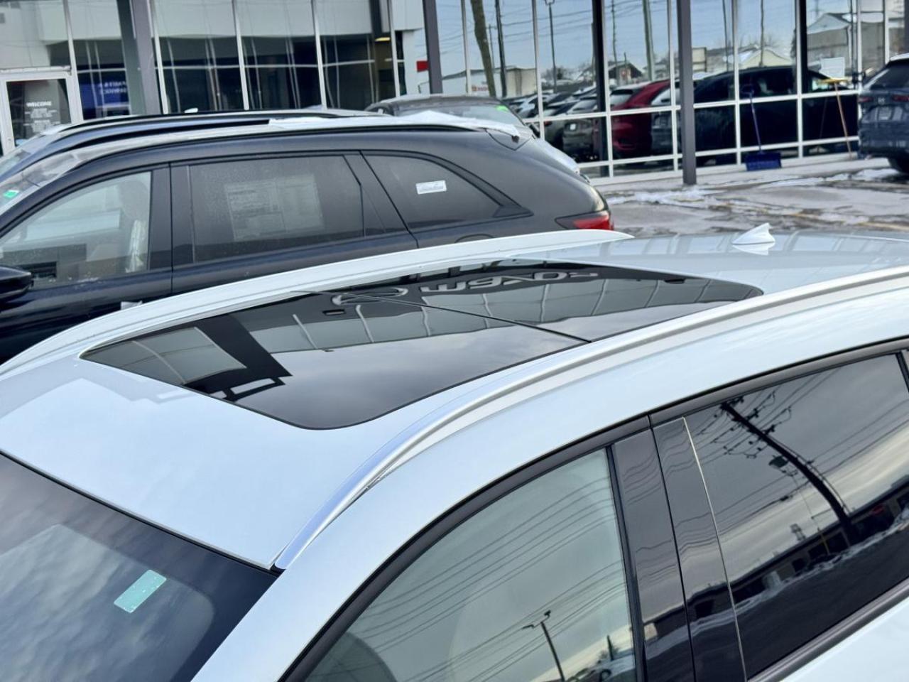 2024 Mazda CX-50 GT TURBO AWD/ ONLY 22K/ EXTENDED WARRANTY/MUST SEE Photo