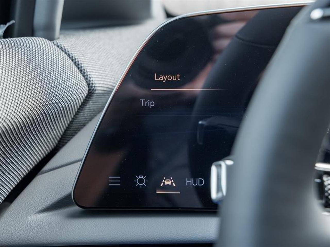 2026 Cadillac OPTIQ Premium Luxury 4dr Photo