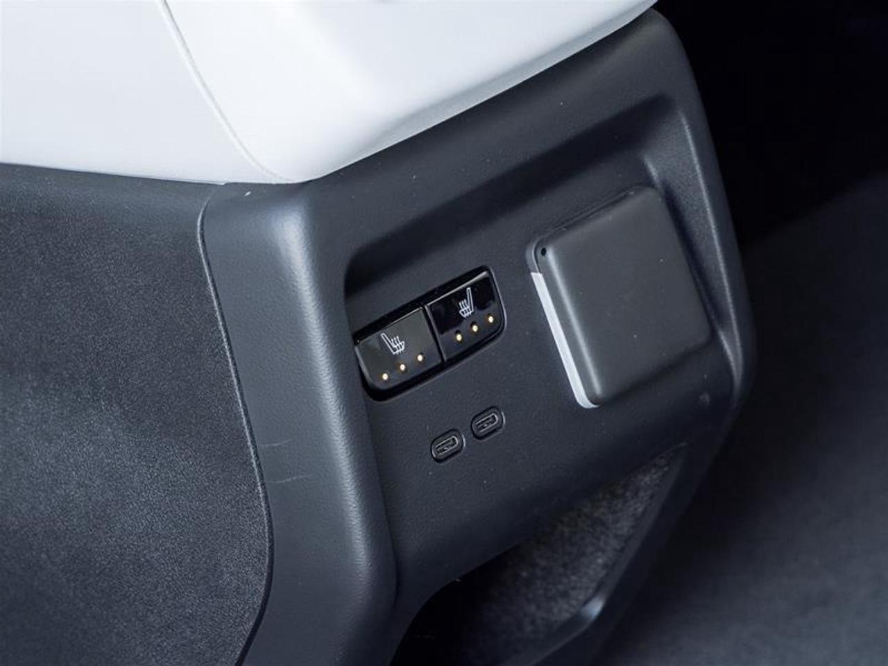 2026 Cadillac OPTIQ Premium Luxury 4dr Photo