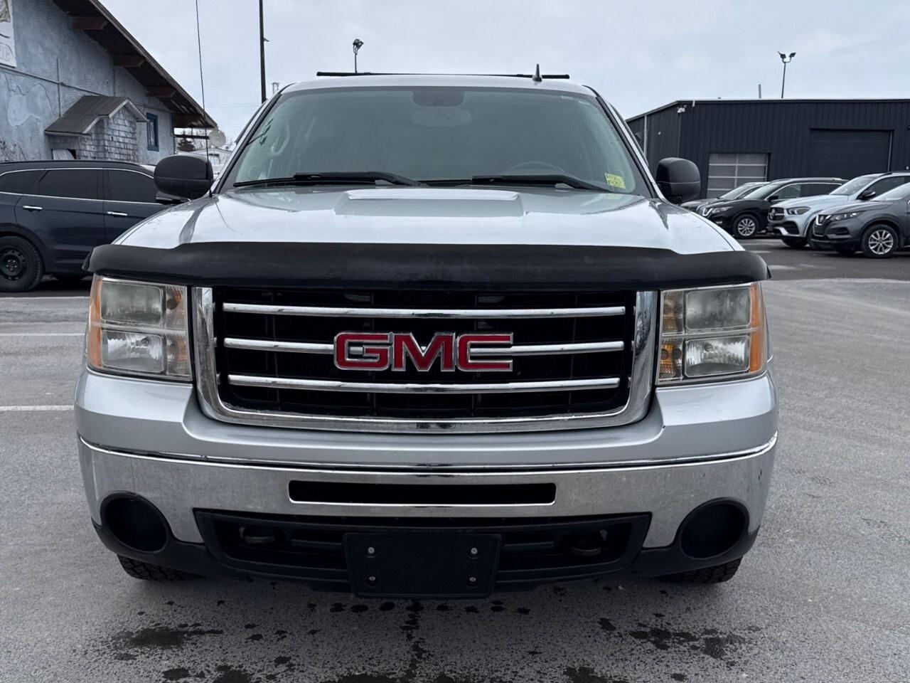 2013 GMC Sierra 1500 SLE   4WD   TOW PKG Photo